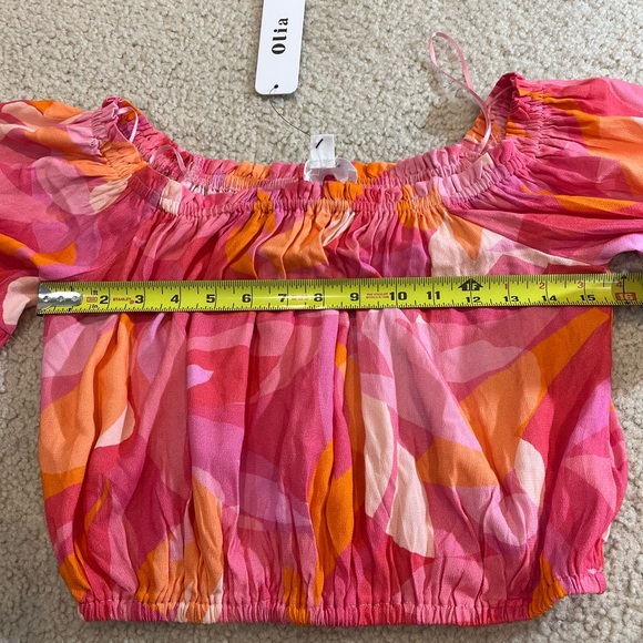 NWT Olia Off The Shoulder Peasant Crop Top Shirt Size Small Bright Pink Orange - Picture 9 of 10